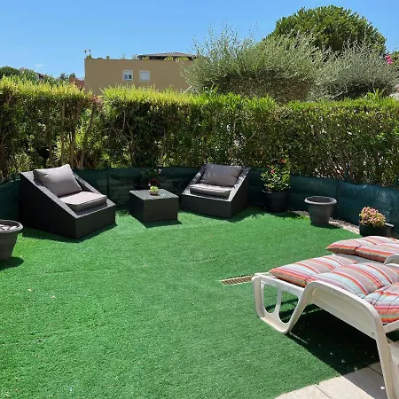 Le Noisetier アパート *