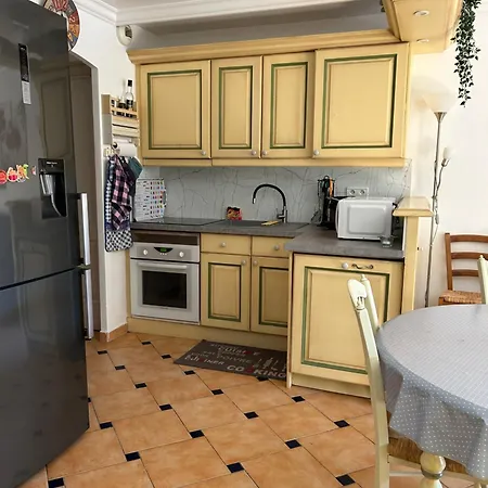 Le Noisetier Apartment