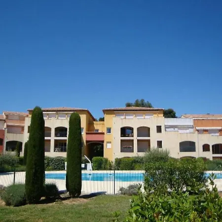 Le Noisetier Apartment